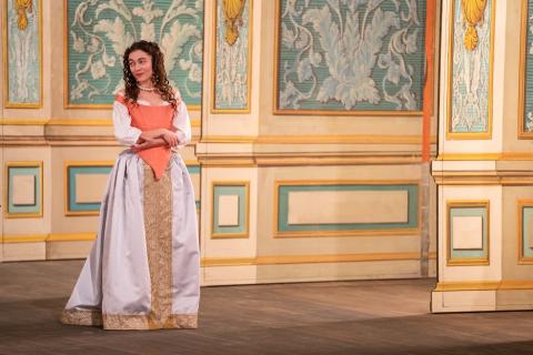 Léa Gheerbrant joue Angélique, fille d’Argan et amante de Cléante.