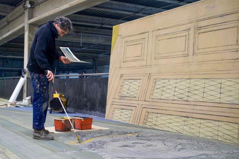 © François Le Guen Antoine Fontaine sur les décors du Malade imaginaire - © François Le Guen